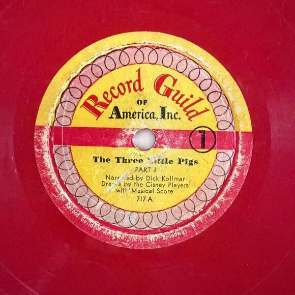 Vintage Three Little Pigs Red Record Guild America Childrens 6.5 Inch Record - Picture 2 of 9